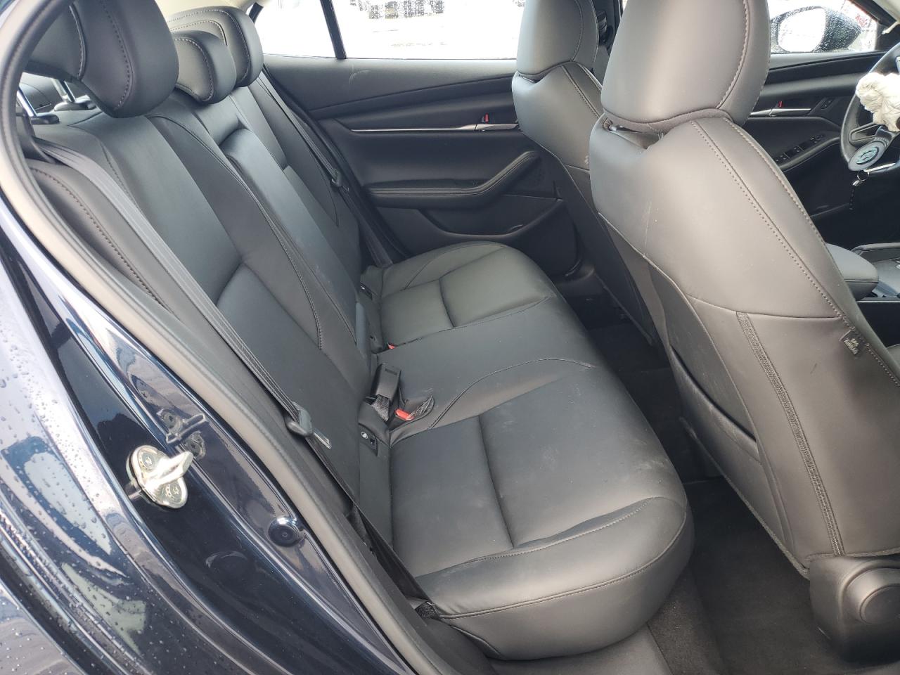 2021 Mazda 3 - Image 10