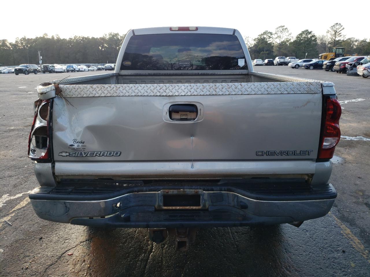 2003 Chevrolet Silverado - Image 6