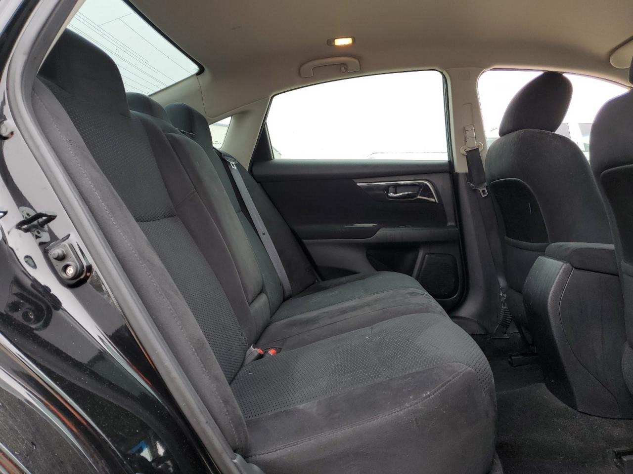 2014 Nissan Altima - Image 10
