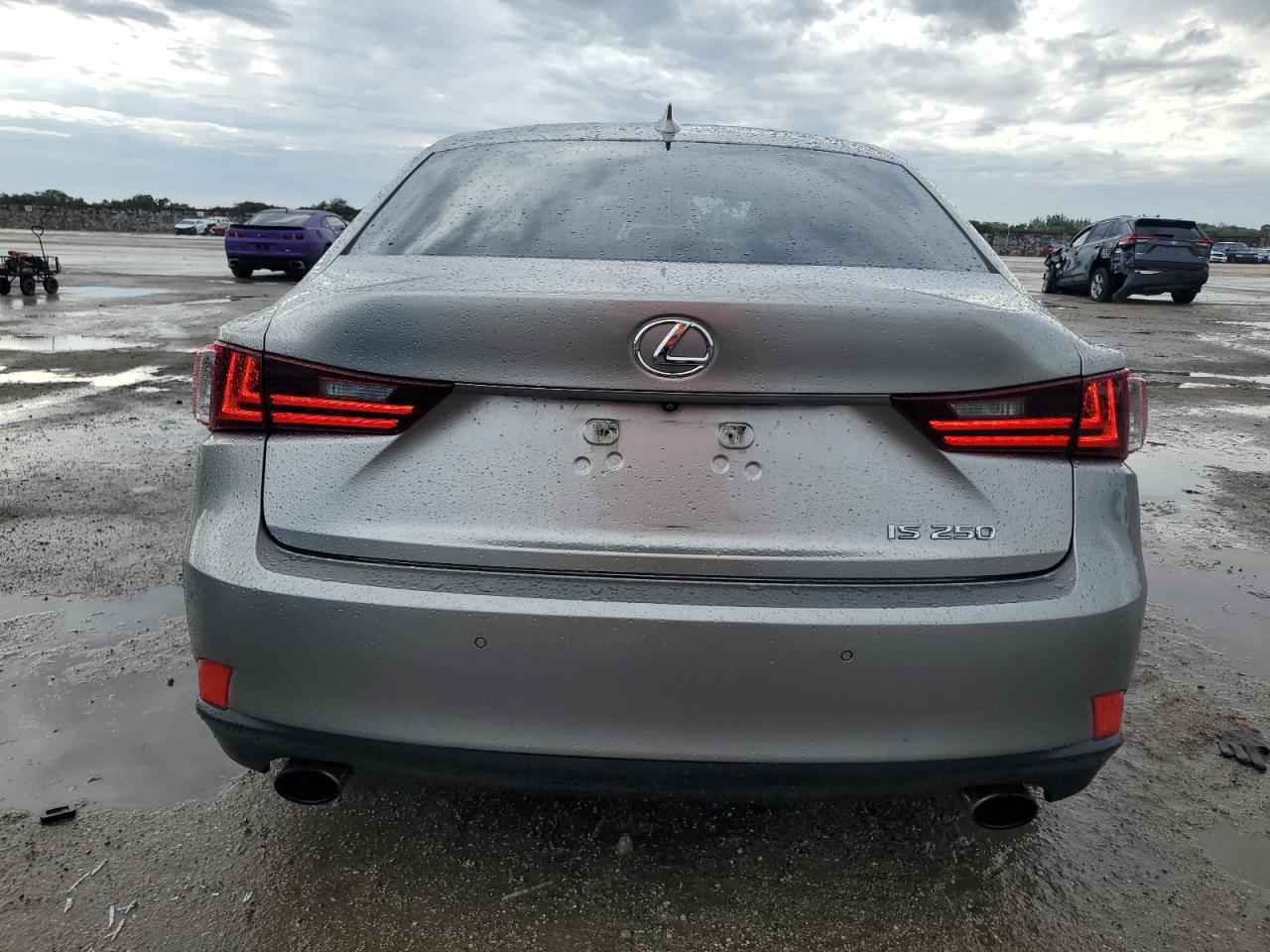 2015 Lexus IS - Image 6