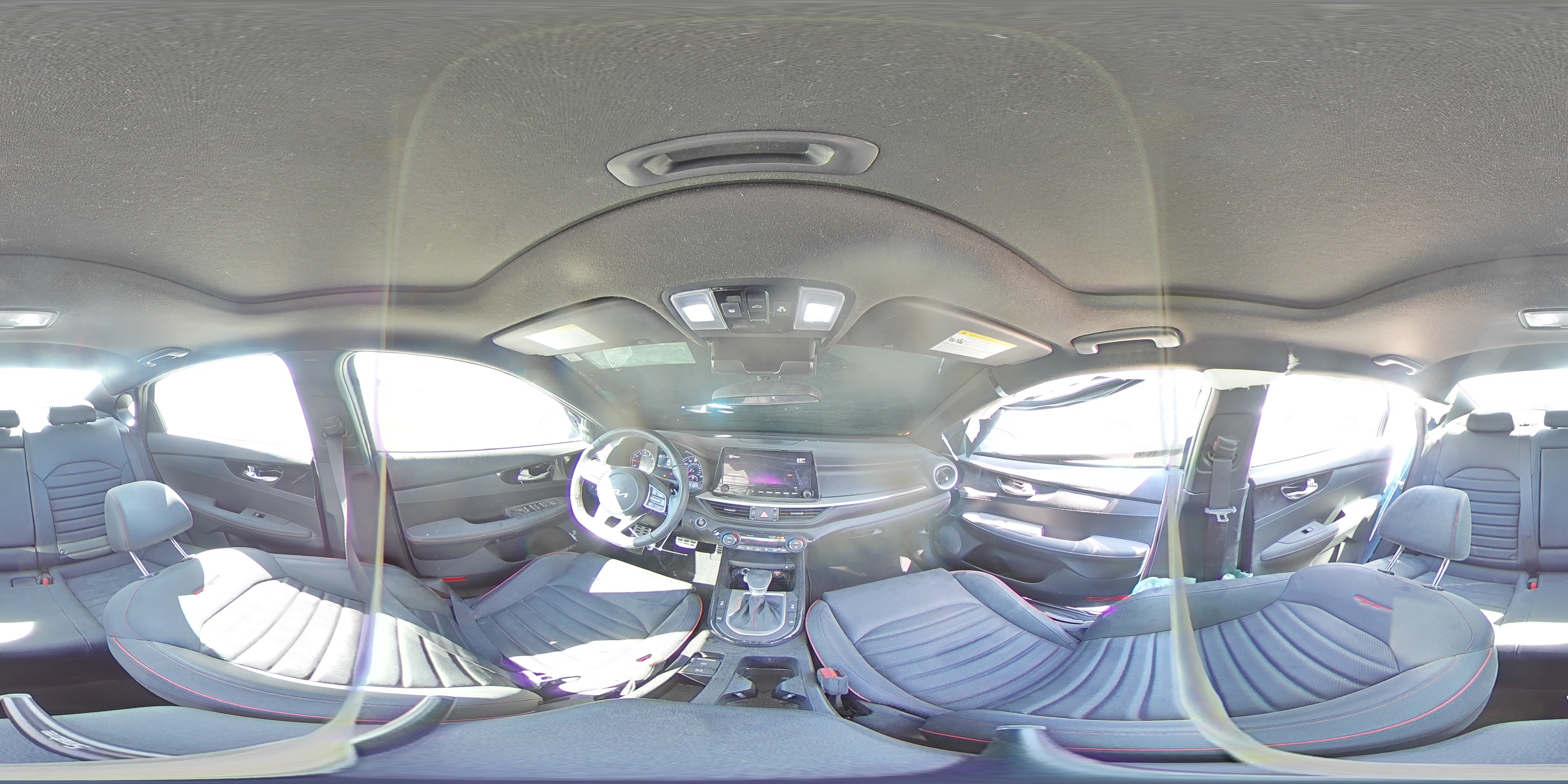 2022 Kia Forte - Image 14