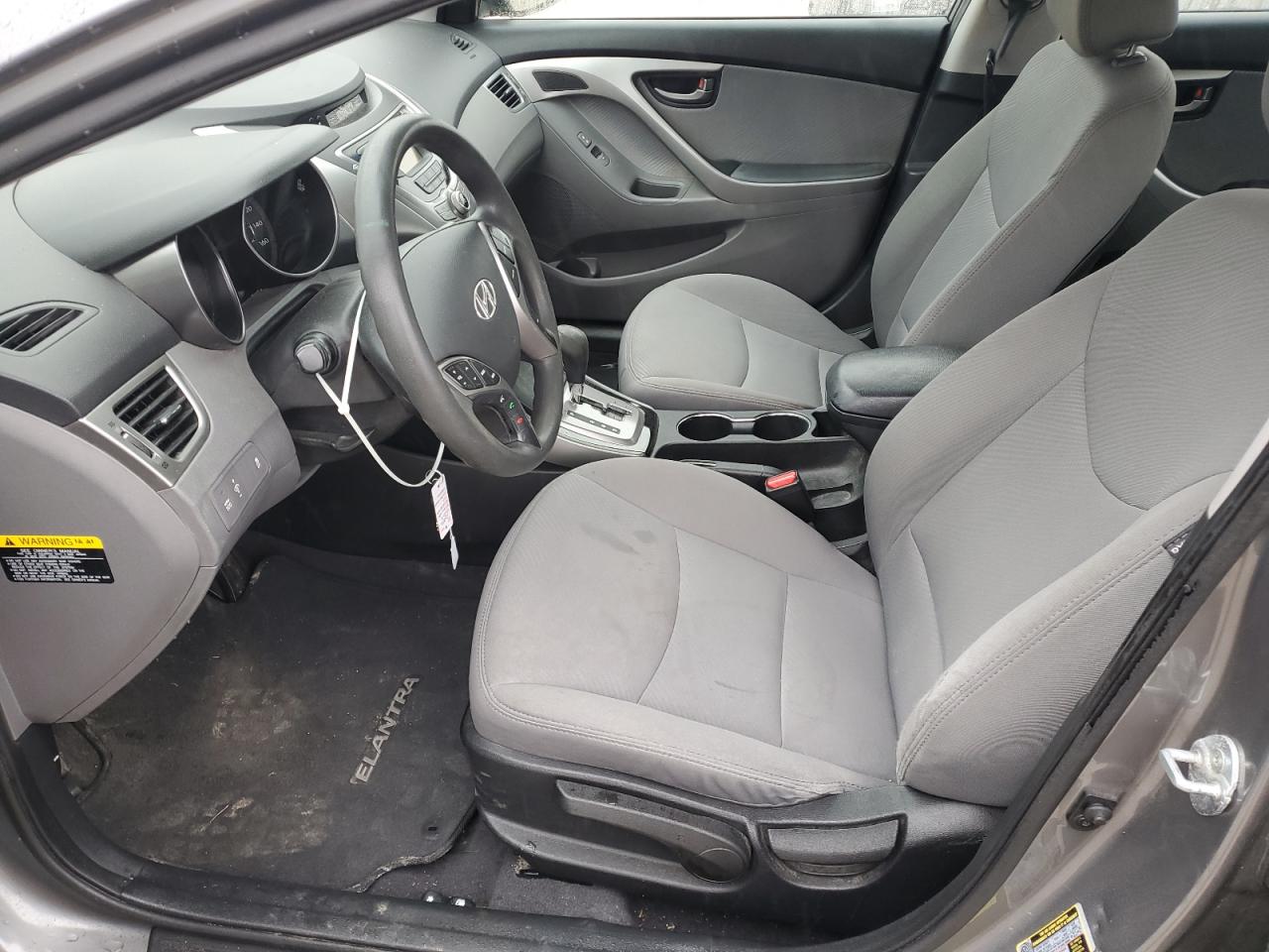 2013 Hyundai Elantra - Image 7