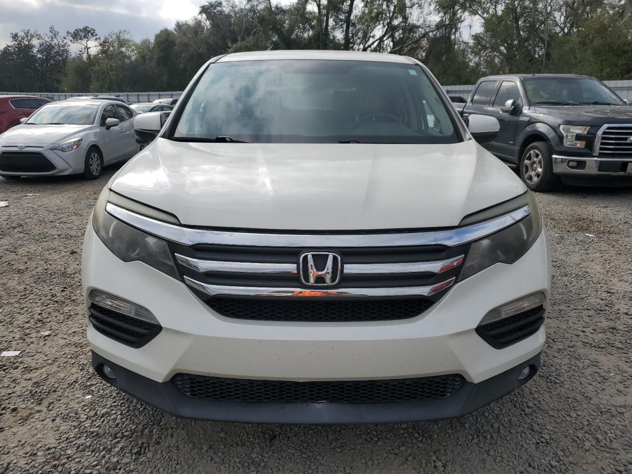 2016 Honda Pilot - Image 5