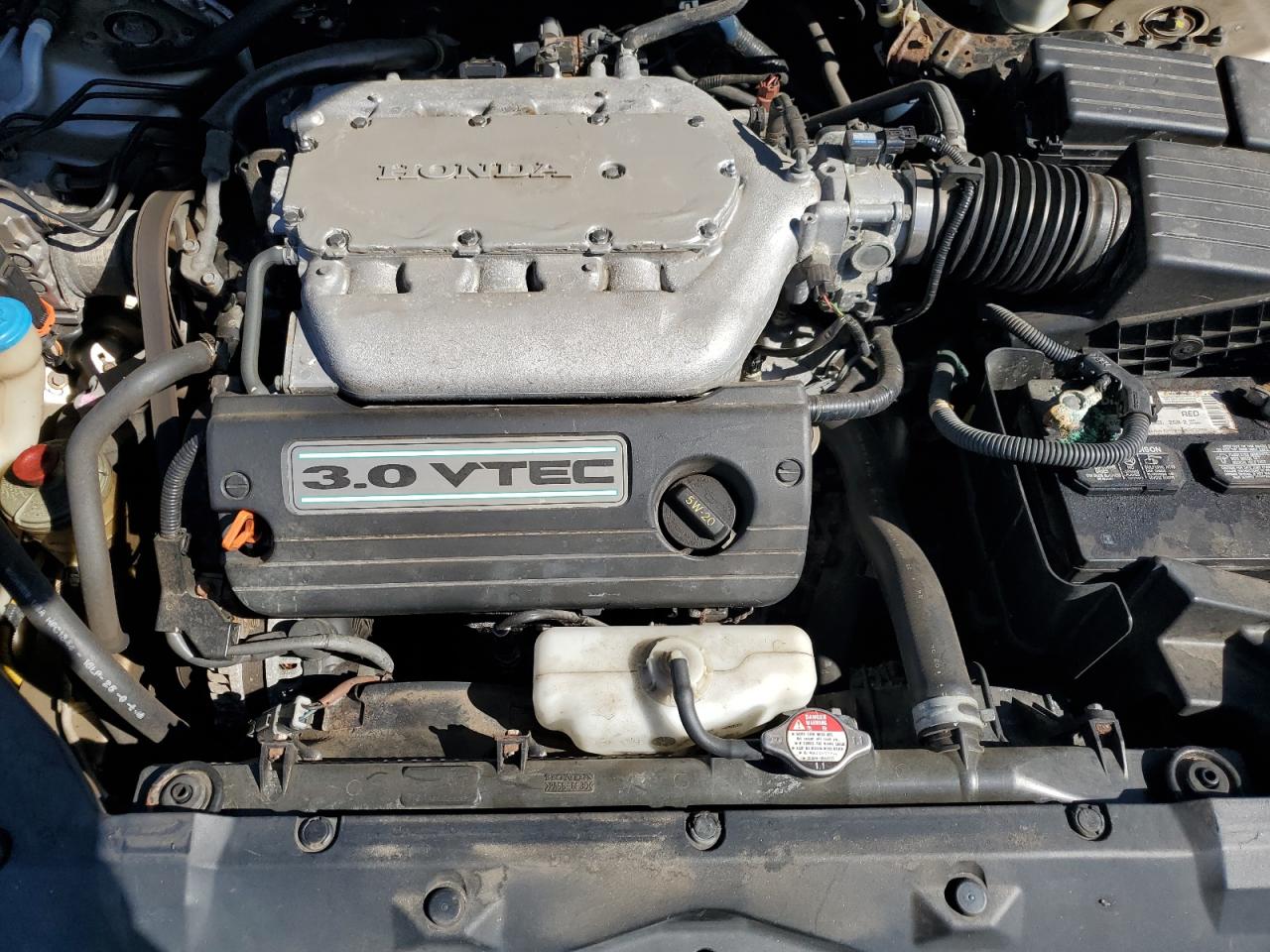 2004 Honda Accord - Image 11