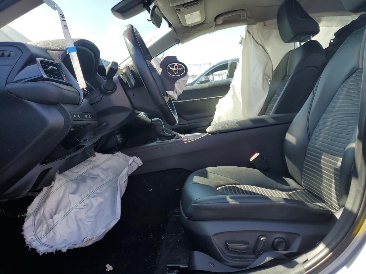 2021 Toyota Camry - Image 7