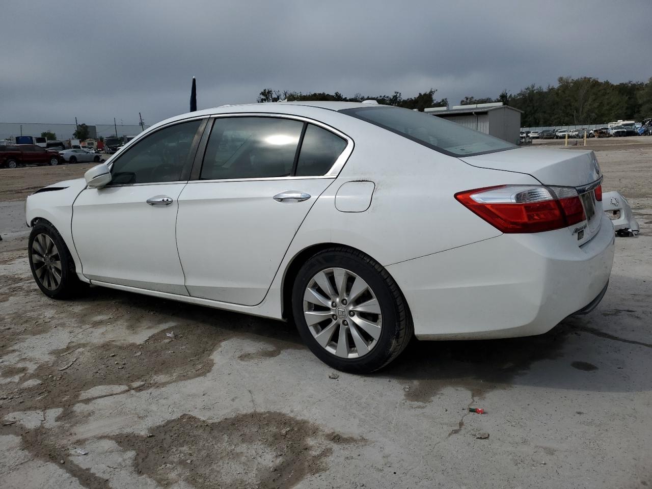 2015 Honda Accord - Image 2