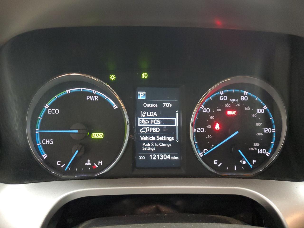 2017 Toyota RAV 4 - Image 9