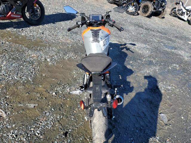 2023 KTM 390 RC