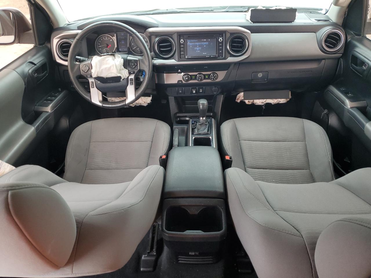 2019 Toyota Tacoma - Image 8