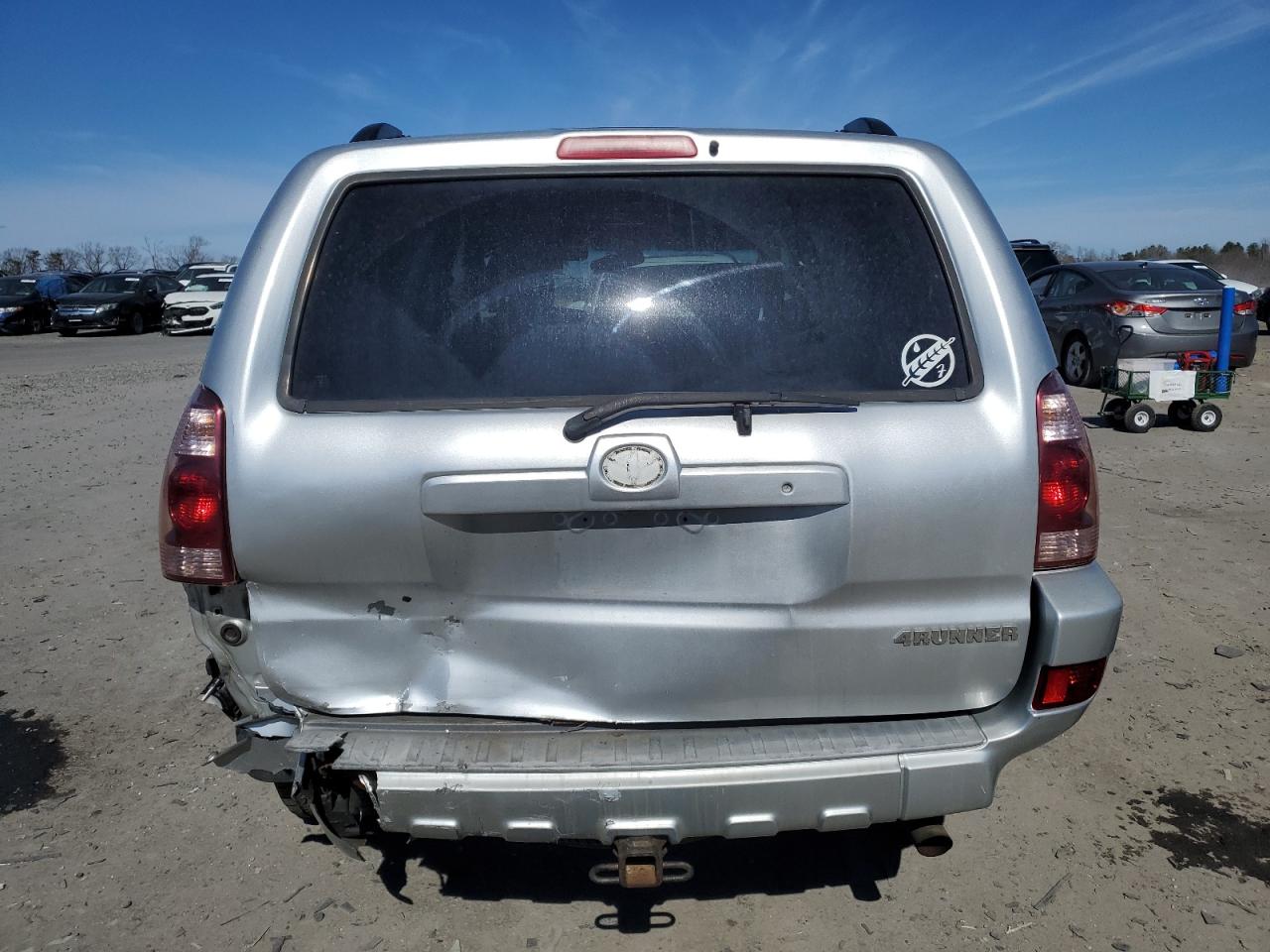 2005 Toyota 4Runner - Image 6