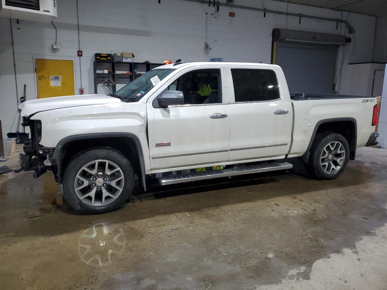 2015 GMC Sierra - Image 1