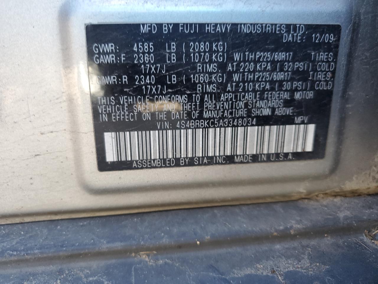 2010 Subaru Outback - Image 12