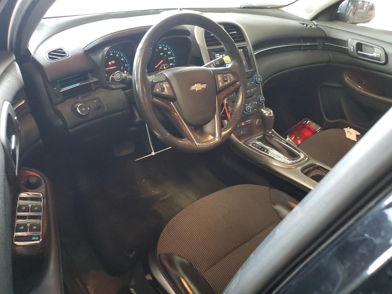 2013 Chevrolet Malibu - Image 8