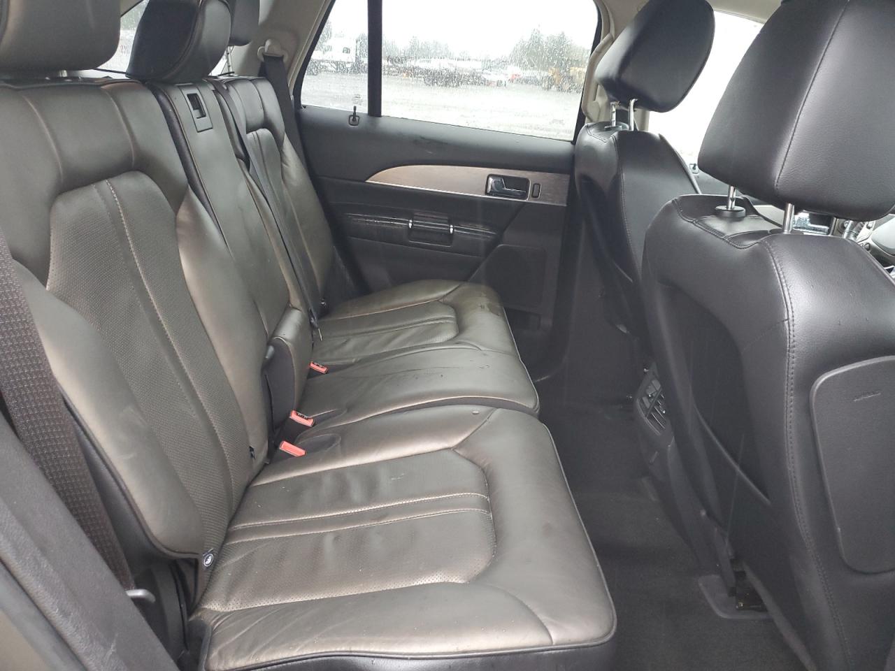 2012 Lincoln MKX - Image 12