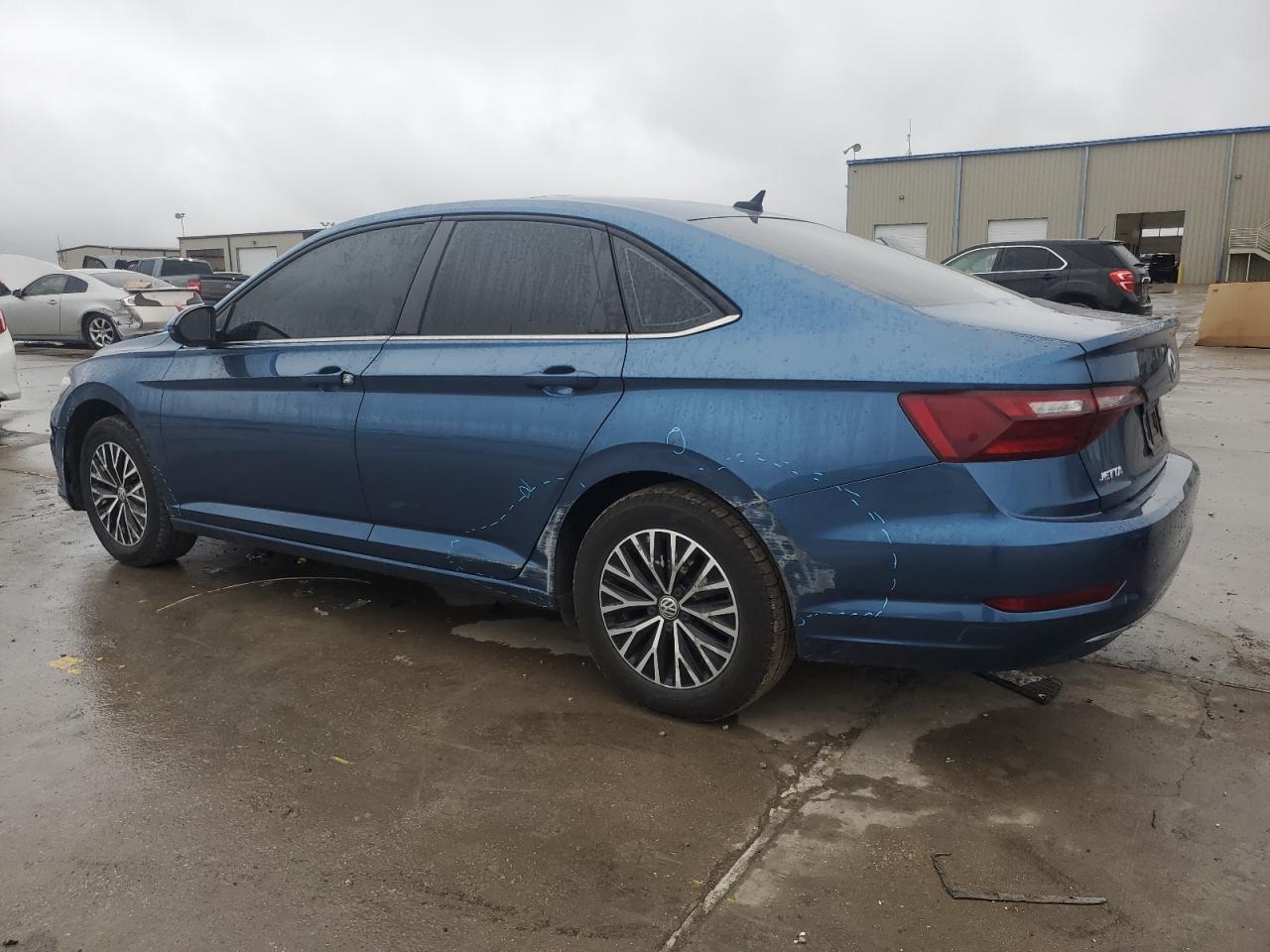 2020 Volkswagen Jetta - Image 2