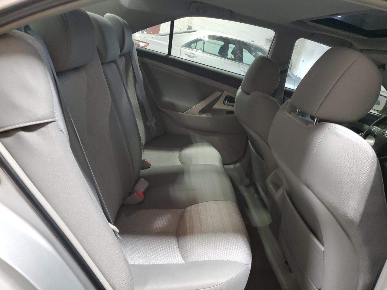 2007 Toyota Camry - Image 10