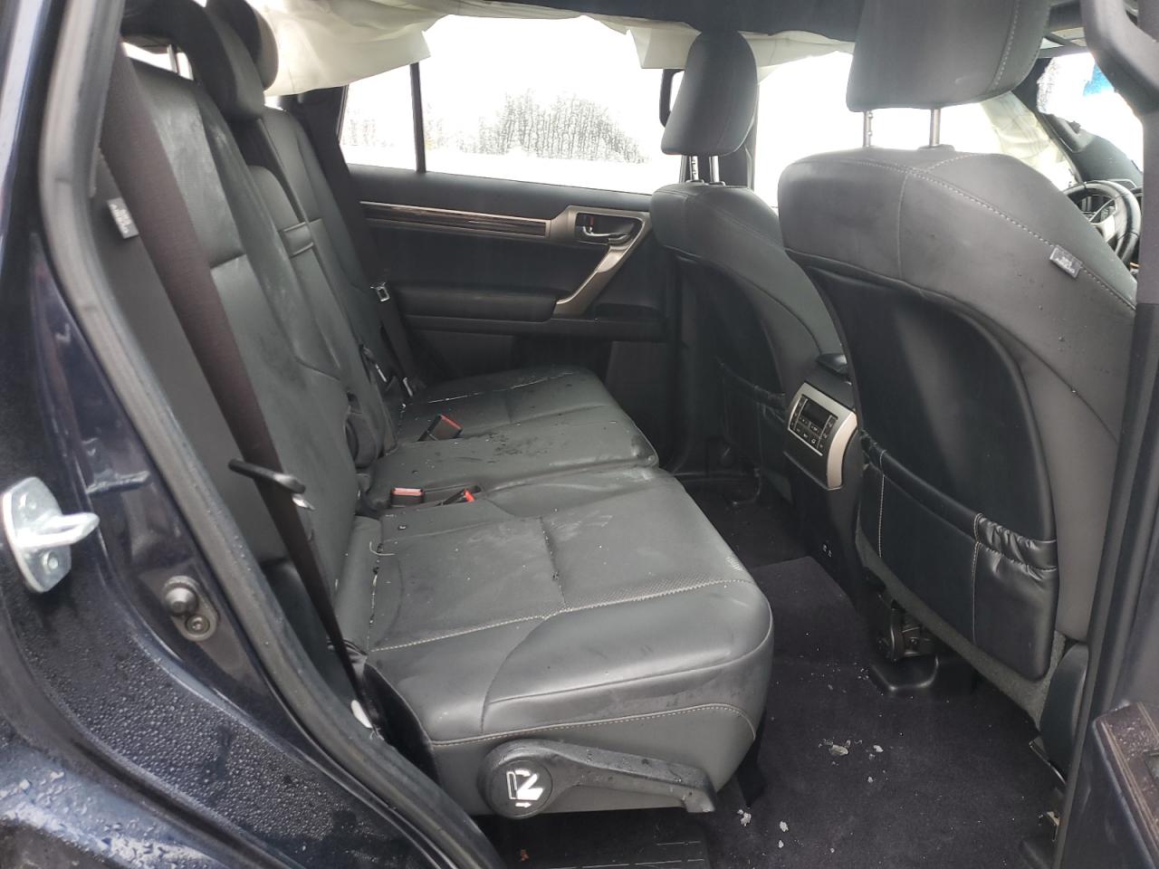 2021 Lexus GX - Image 12