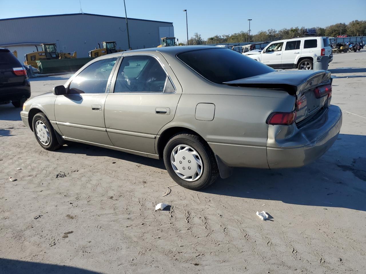 1998 Toyota Camry - Image 2