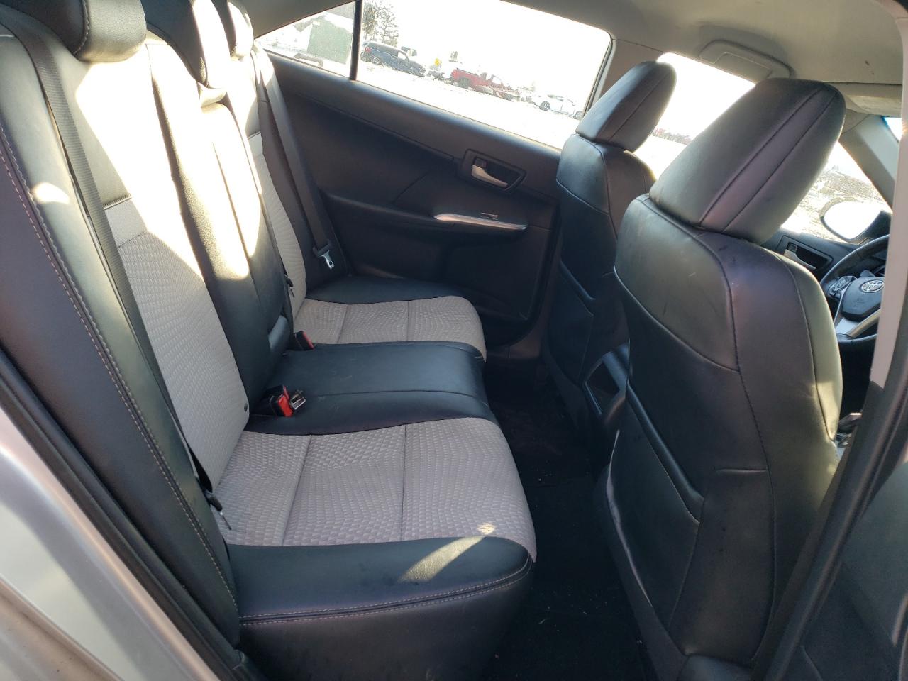 2012 Toyota Camry - Image 10