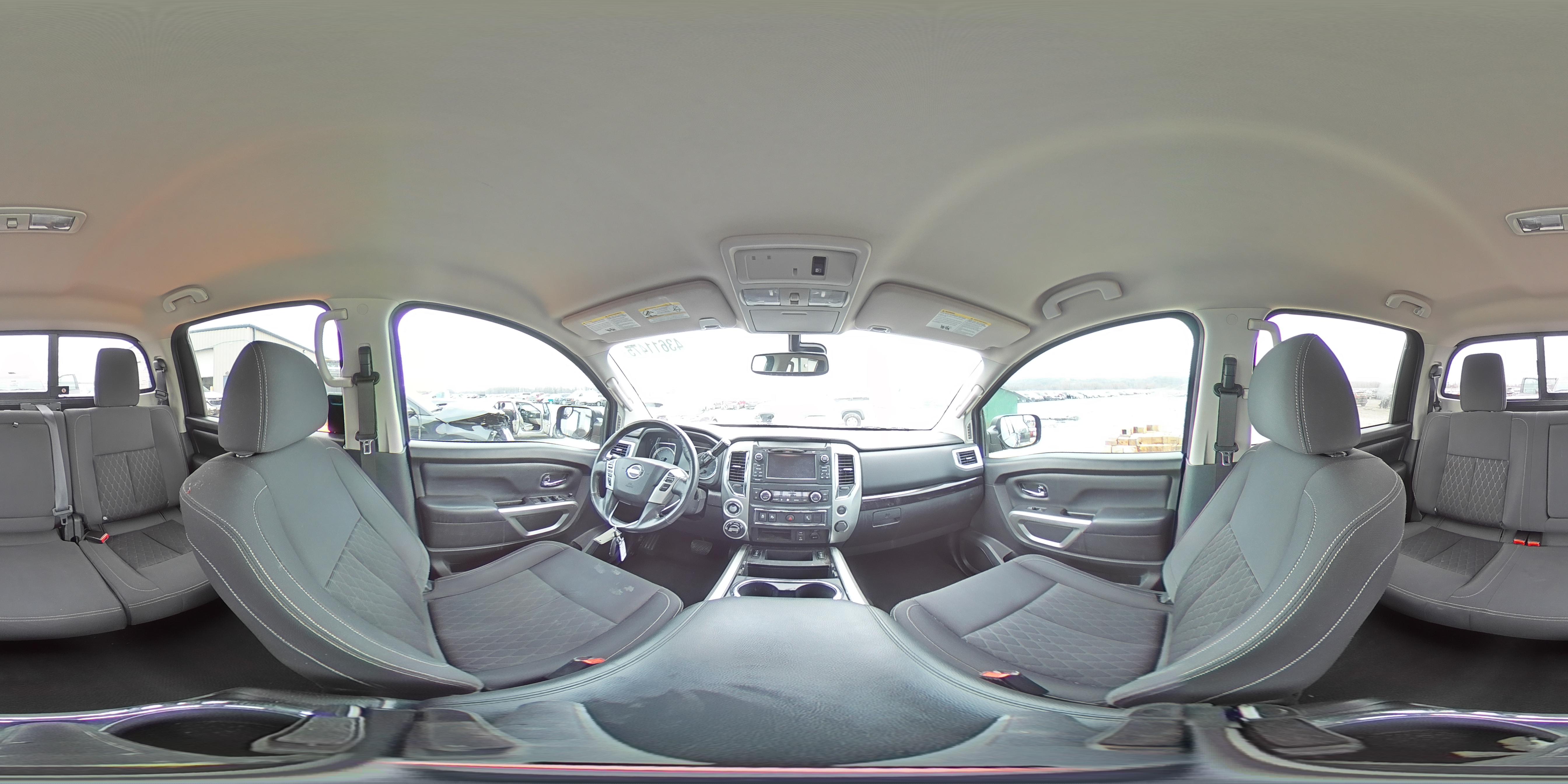 2018 Nissan Titan - Image 14