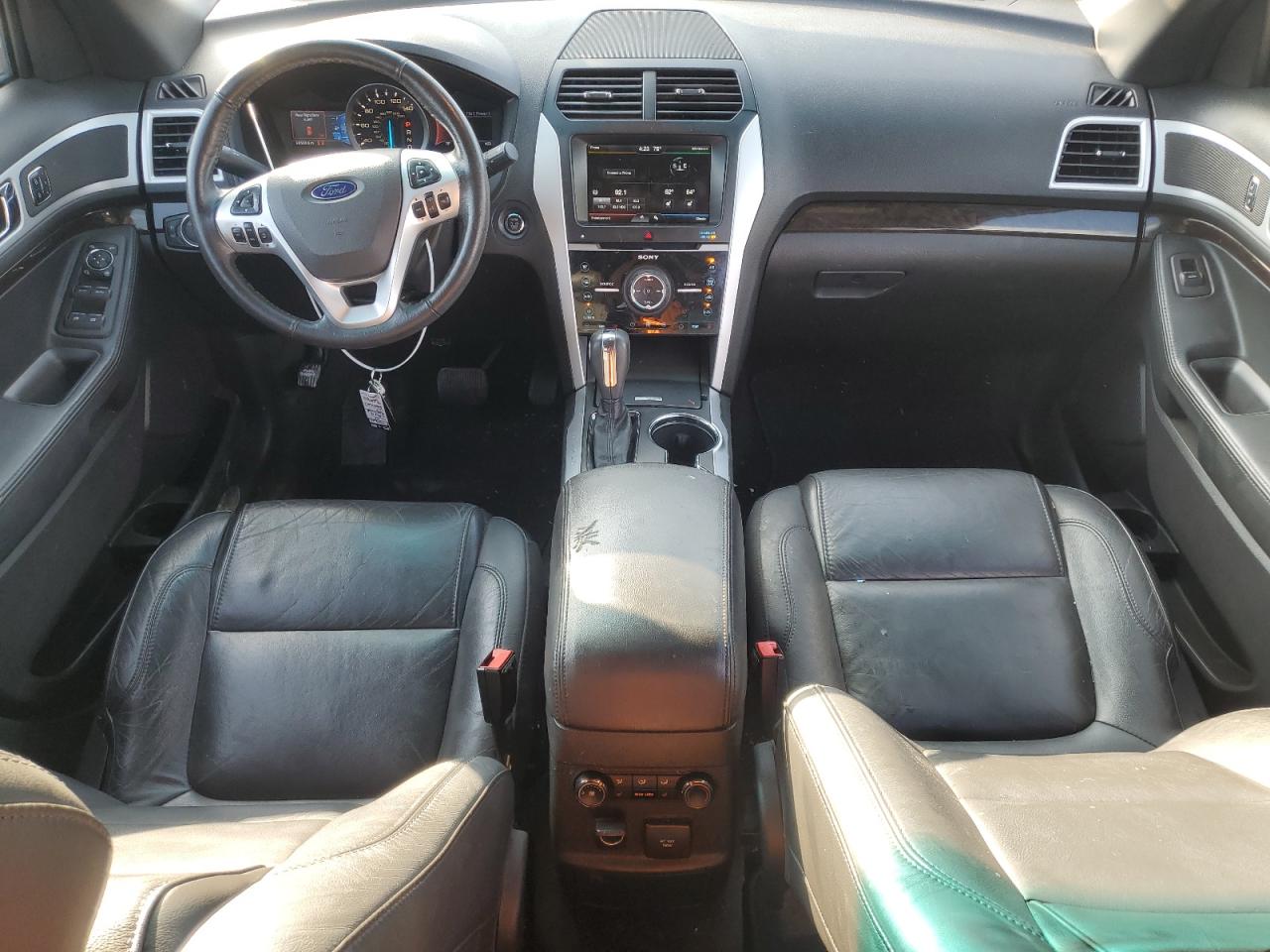 2014 Ford Explorer - Image 8