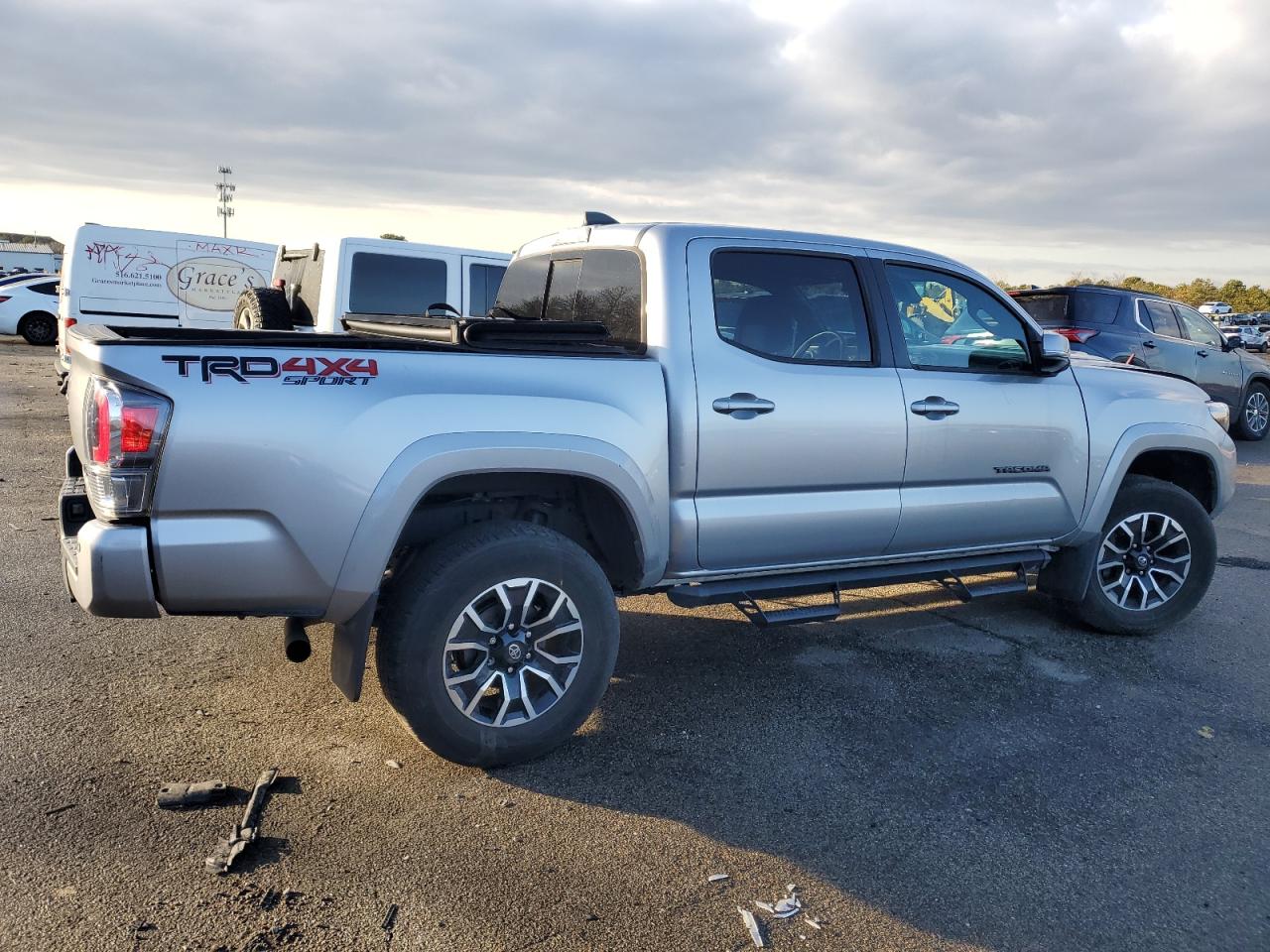 2021 Toyota Tacoma - Image 3
