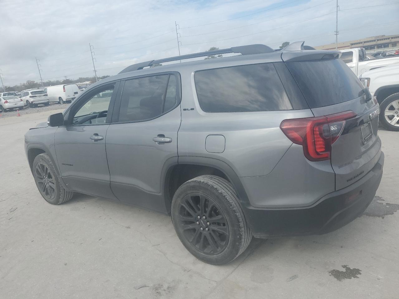 2021 GMC Acadia - Image 2