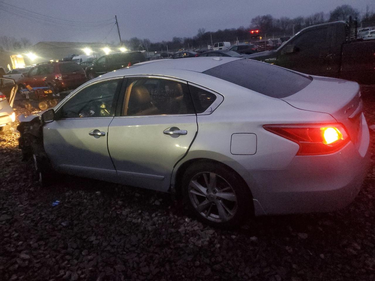 2013 Nissan Altima - Image 2