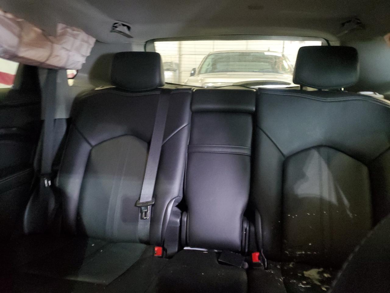 2015 Cadillac SRX - Image 10