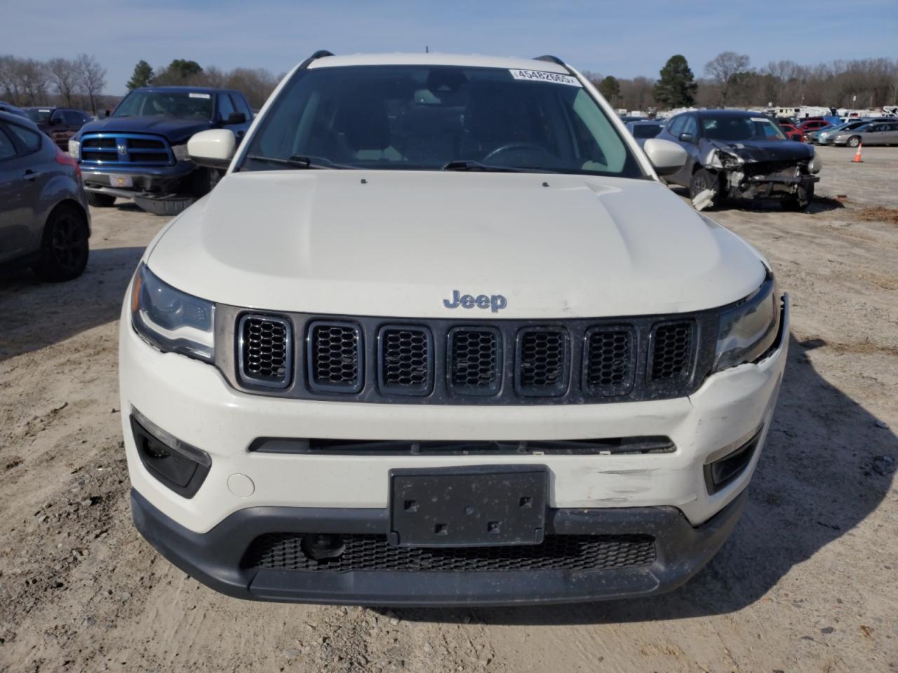 2018 Jeep Compass - Image 5