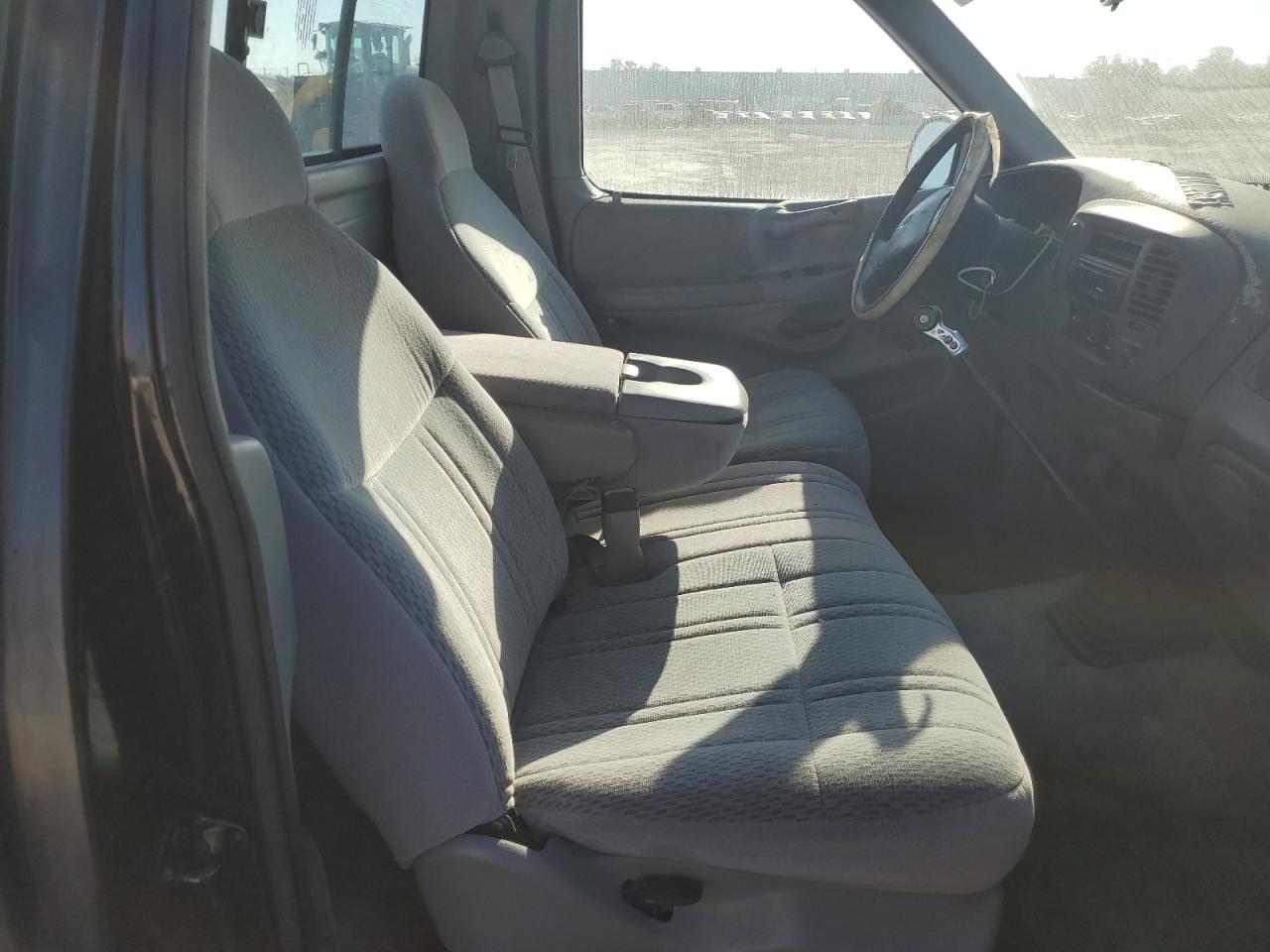 1997 Ford F-150 - Image 10