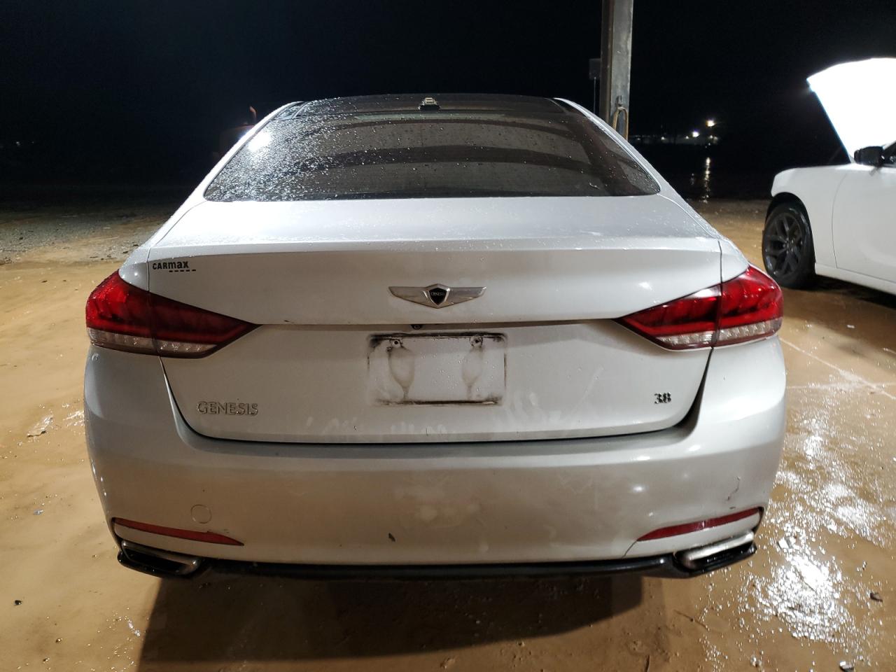 2016 Hyundai Genesis - Image 6