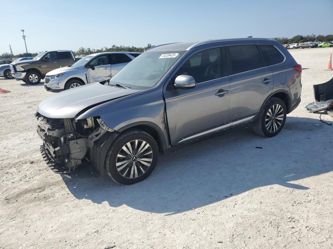 2019 Mitsubishi Outlander - Image 1