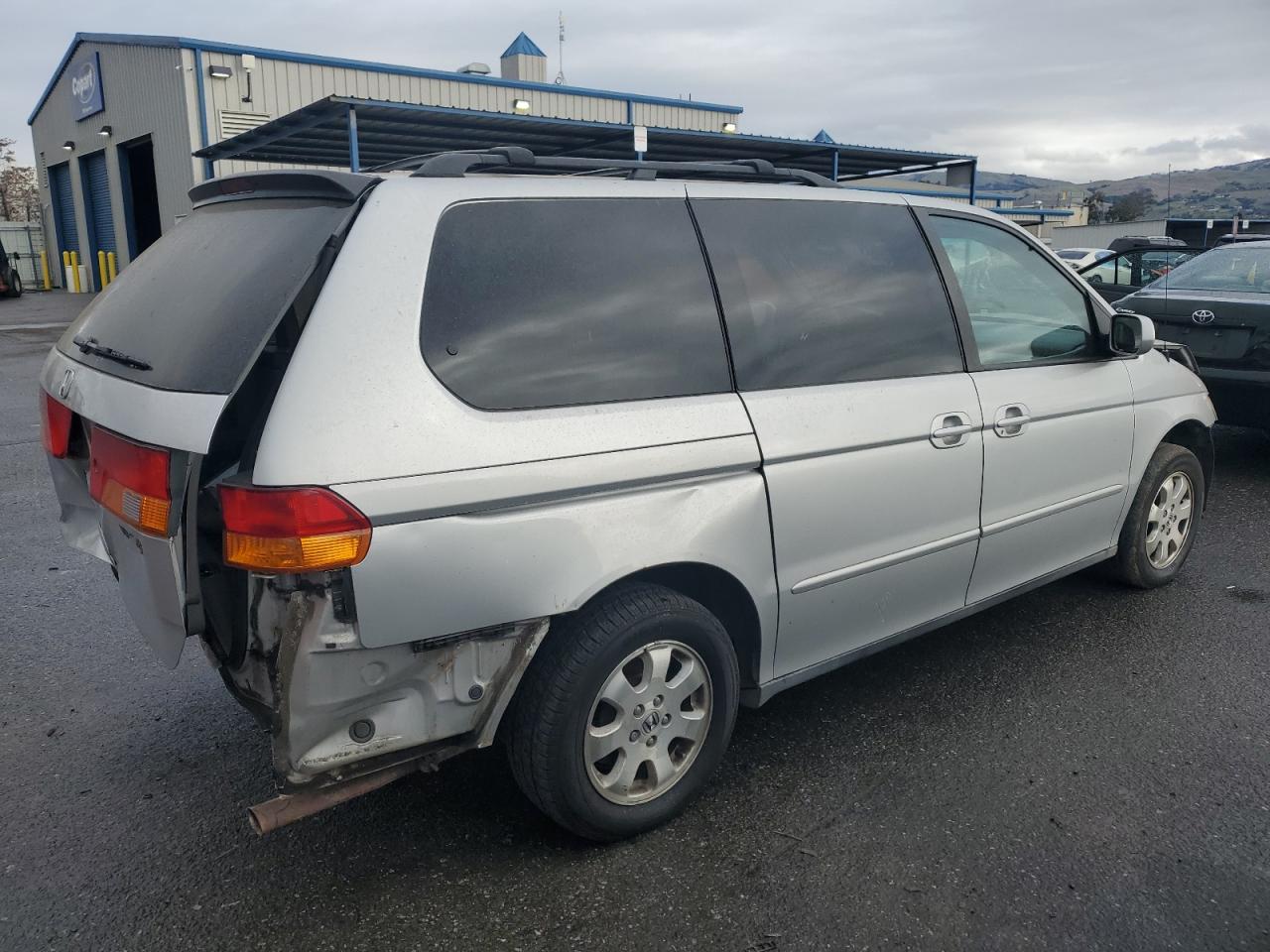 2004 Honda Odyssey - Image 3