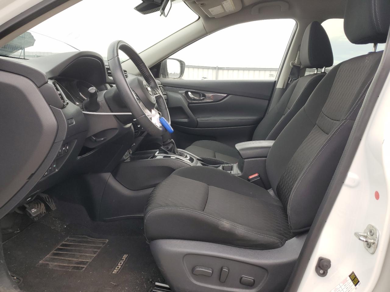 2020 Nissan Rogue - Image 7