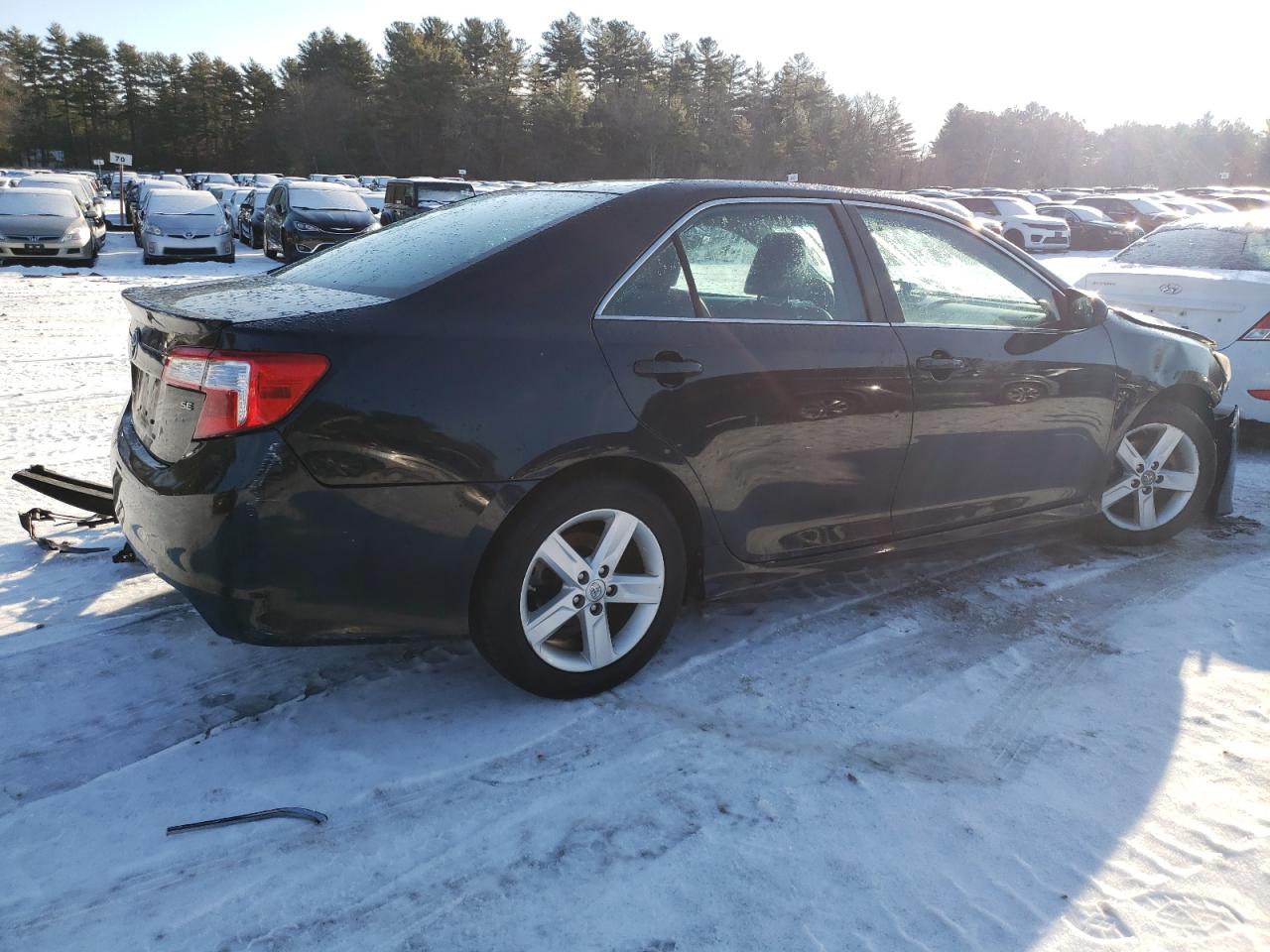 2013 Toyota Camry - Image 3