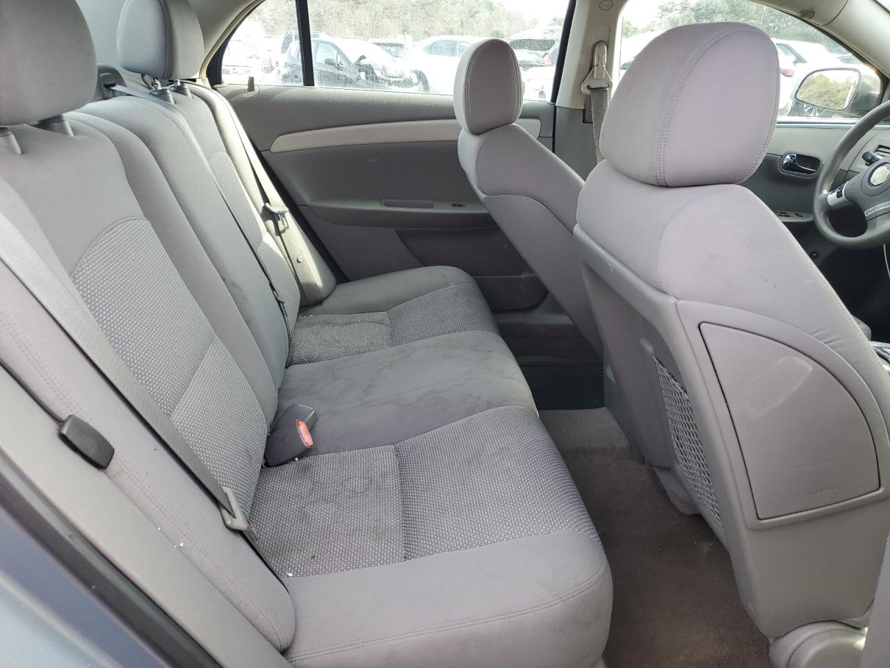 2009 Chevrolet Malibu - Image 10