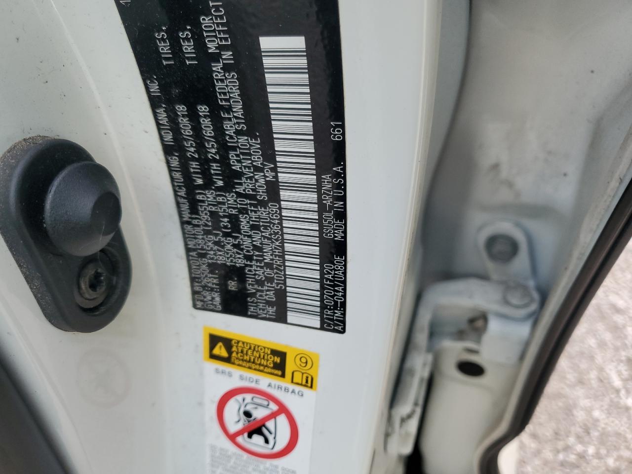 2019 Toyota Highlander Le VIN: 5TDZZRFH7KS364690 Lot: 43724355