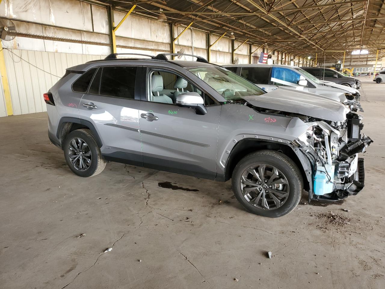 2023 Toyota RAV 4 - Image 4