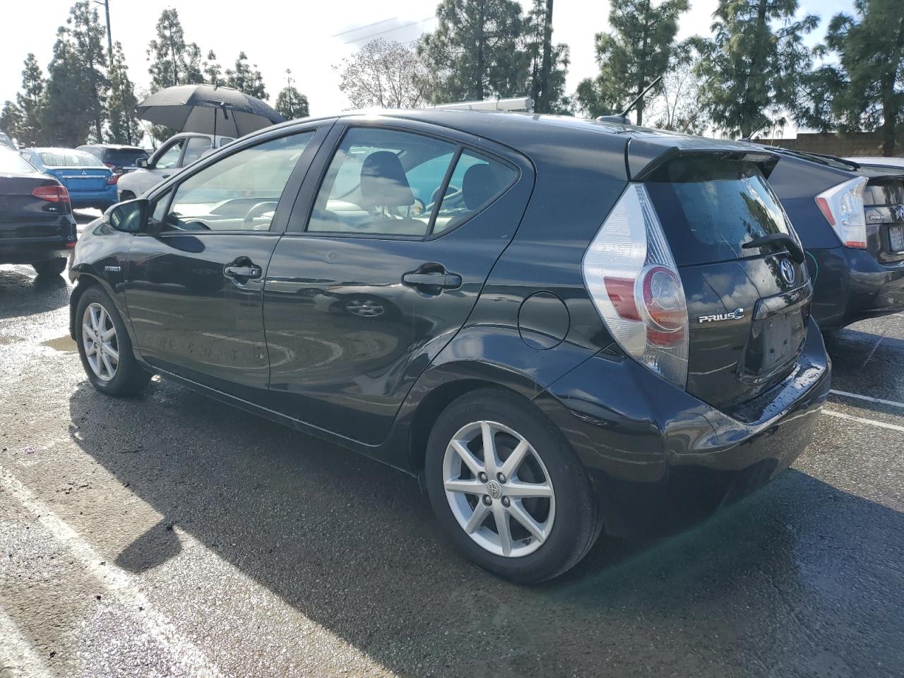 2012 Toyota Prius - Image 2