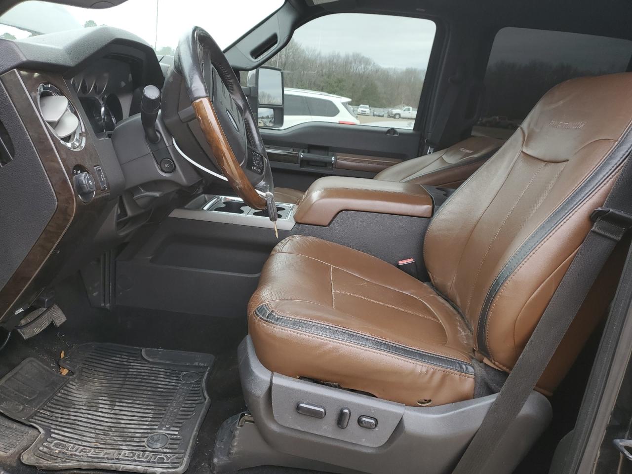 2015 Ford F350 - Image 7