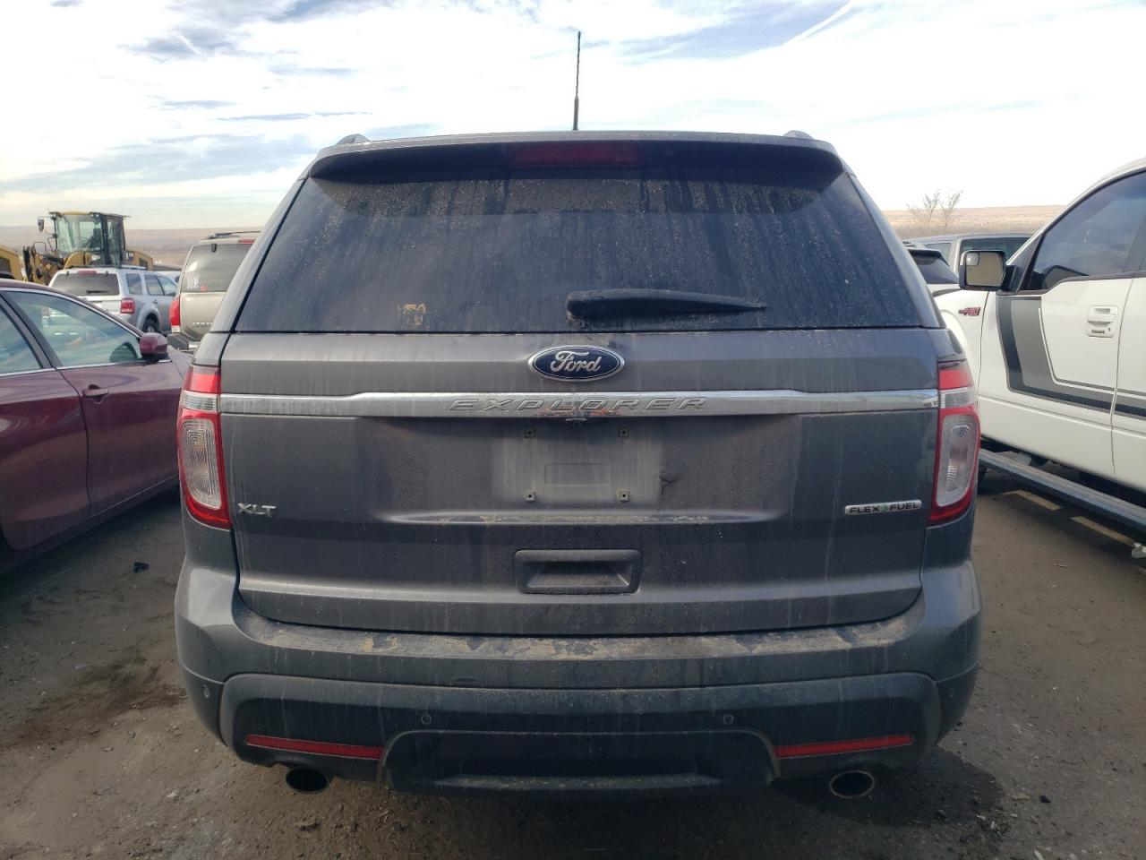2013 Ford Explorer - Image 6
