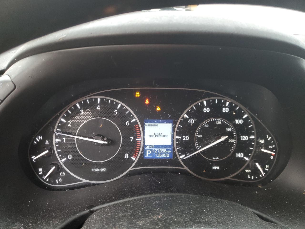 2018 Infiniti QX80 - Image 9