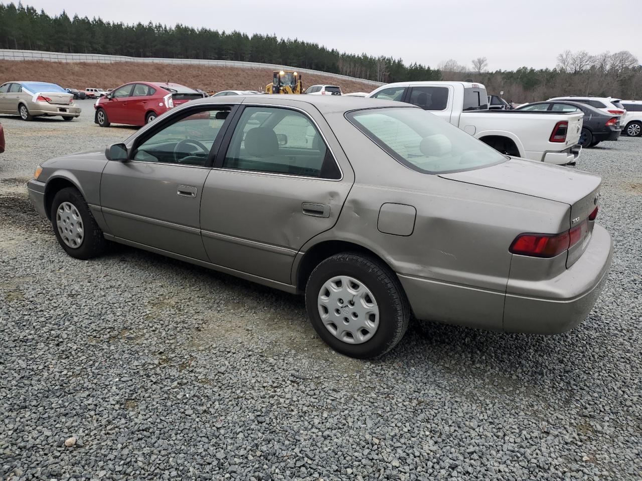 1999 Toyota Camry - Image 2