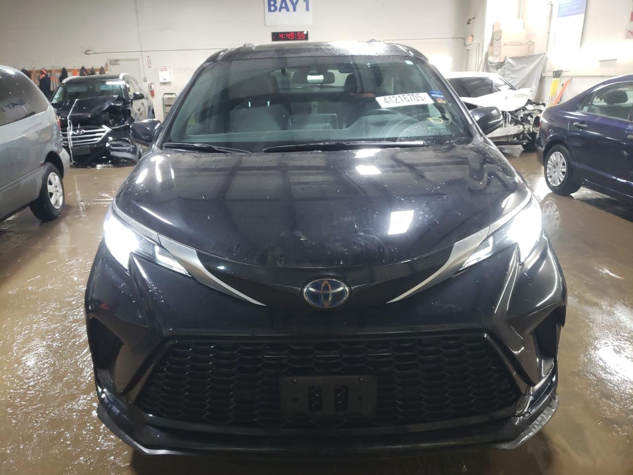 2022 Toyota Sienna - Image 5