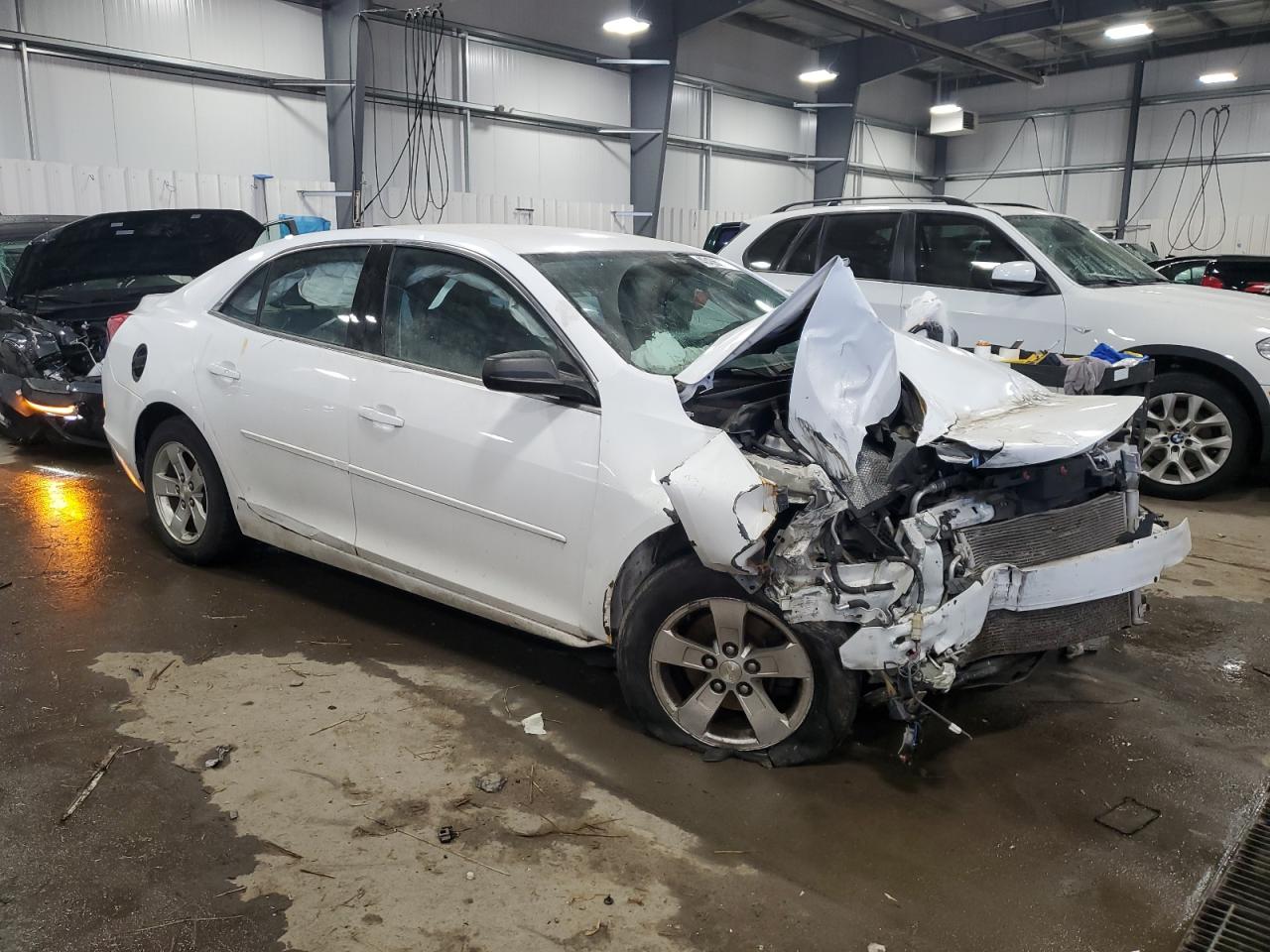 2014 Chevrolet Malibu - Image 4