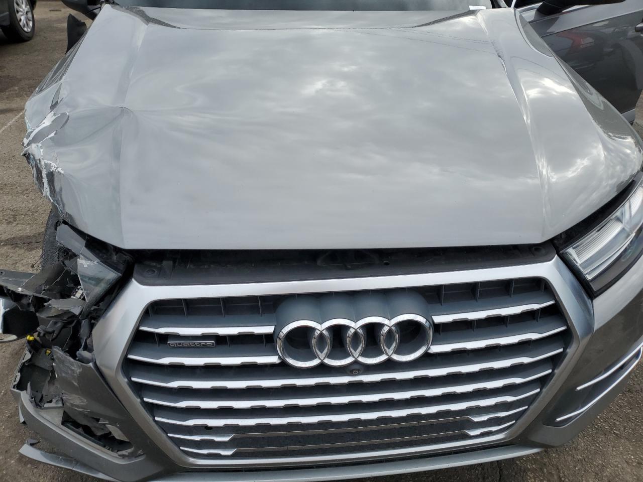 2017 Audi Q7 - Image 12