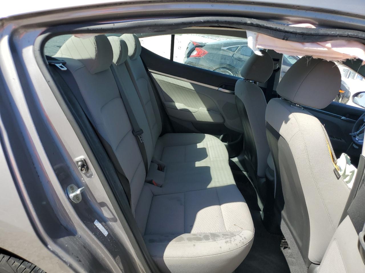 2020 Hyundai Elantra - Image 10