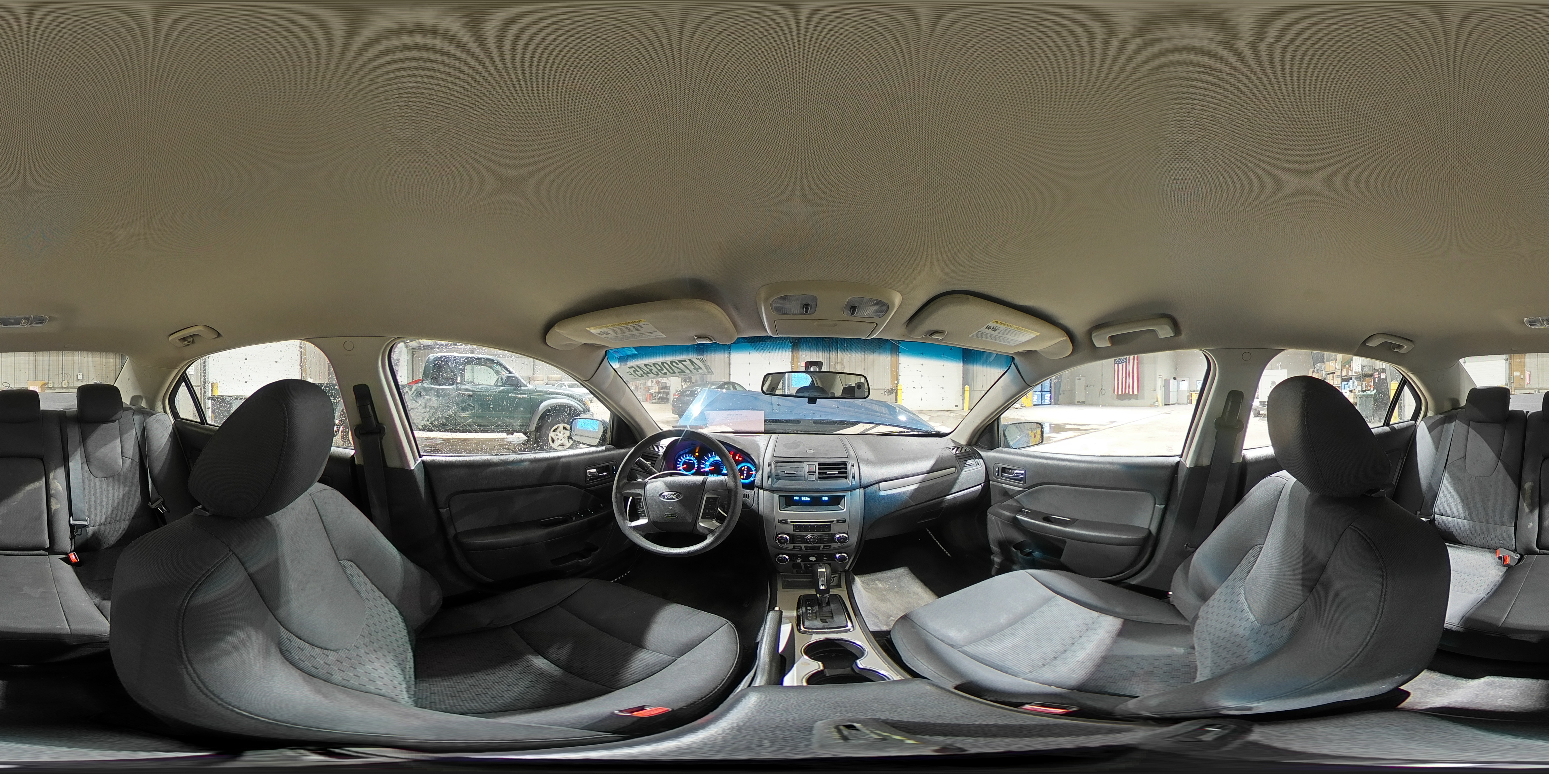 2010 Ford Fusion - Image 13