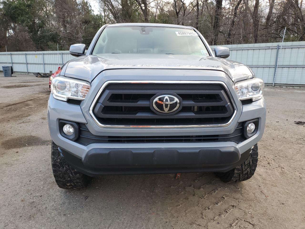 2020 Toyota Tacoma - Image 5